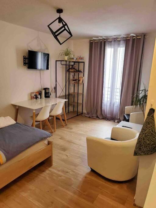 Appartement En Face De La Gare - Centre Ville Poitiers Exterior photo